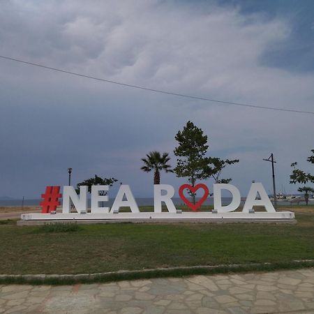 Villa Stonehouse Nea Roda Exterior foto