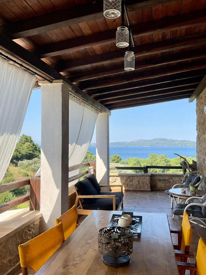 Villa Stonehouse Nea Roda Exterior foto