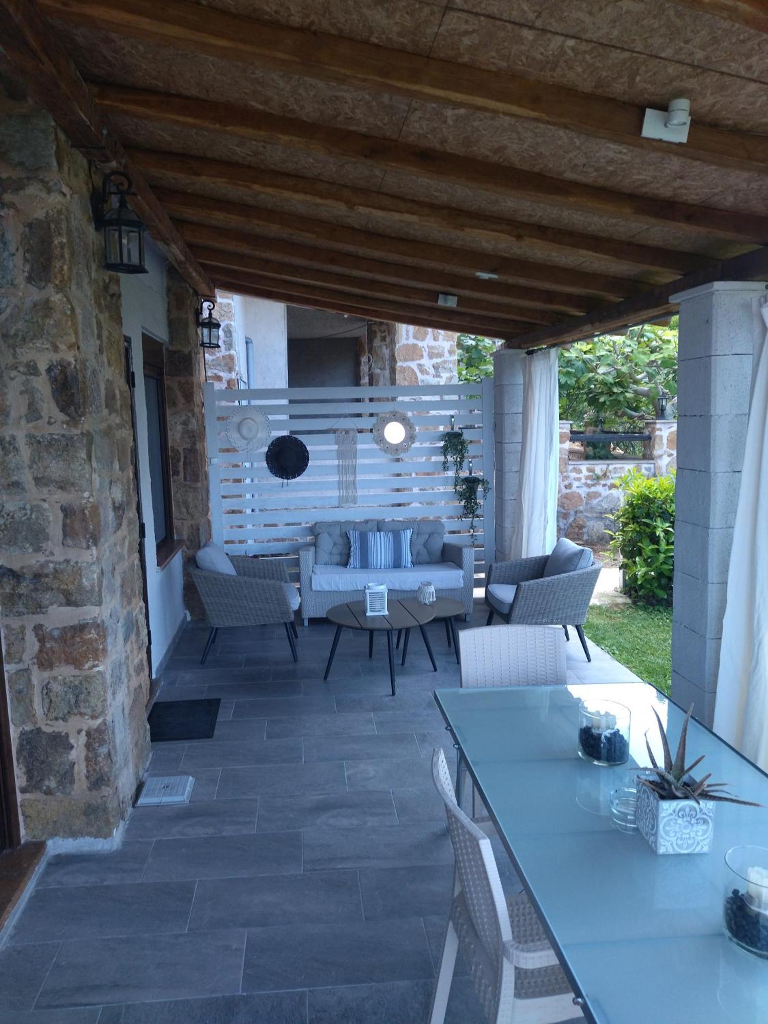 Villa Stonehouse Nea Roda Exterior foto