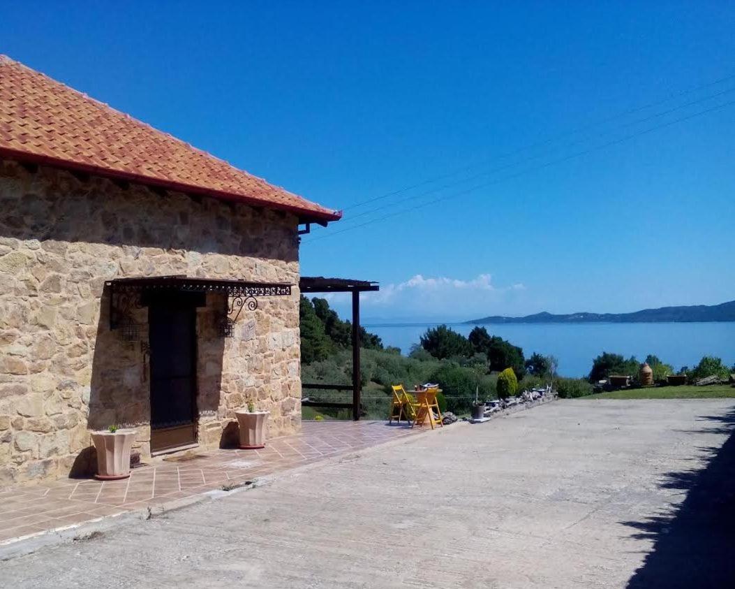 Villa Stonehouse Nea Roda Exterior foto